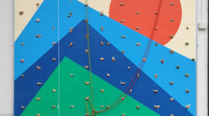 La parete di arrampicata riapre